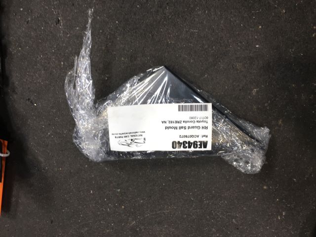 Toyota Corolla ZRE182 RH Guard Sail Mould