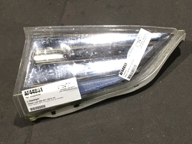Nissan Leaf ZE0 2011-2016 L Headlight