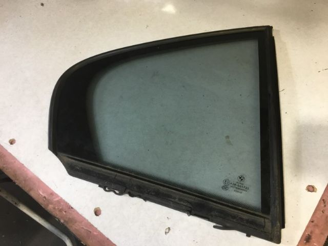 BMW 3 Series  E90/E91/E92/E93 2004-2013 RR Door Quarter Glass