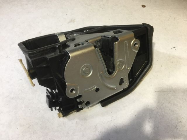 BMW 3 Series  E90/E91/E92/E93 2004-2013 RR Door Actuator