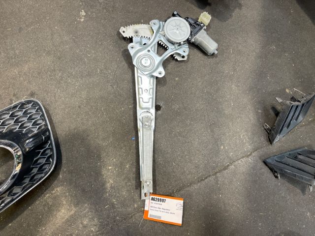 Nissan Xtrail T32 2013-2022 RR Door Elec Regulator