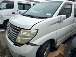 Nissan Elgrand E50 05/97-05/02