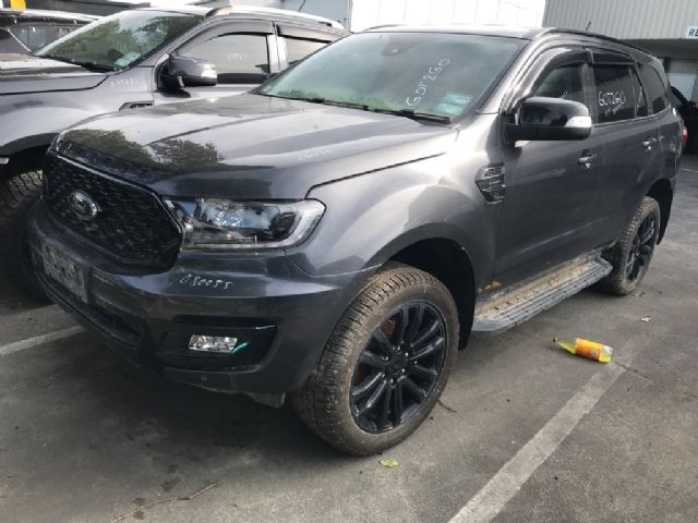 Ford Everest U375/UA 2015-on