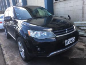 Mitsubishi Outlander CW5W 2006-2012