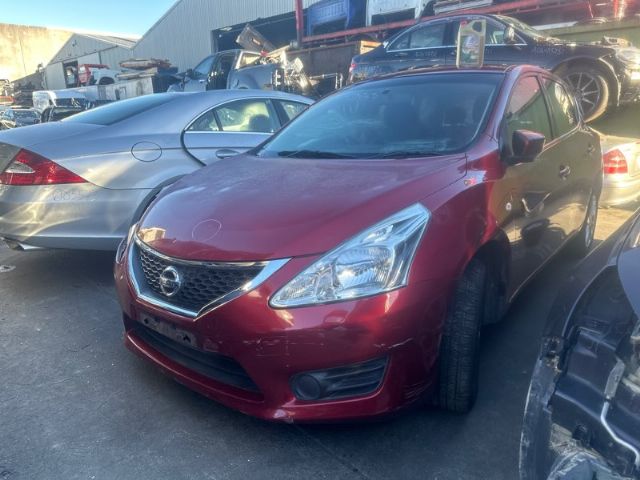 Nissan Pulsar B17 2013-2017