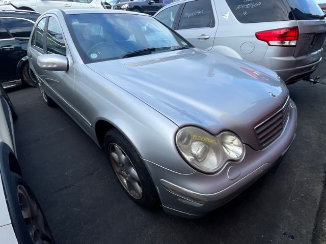 Mercedes-Benz C Class W203 2000-2007