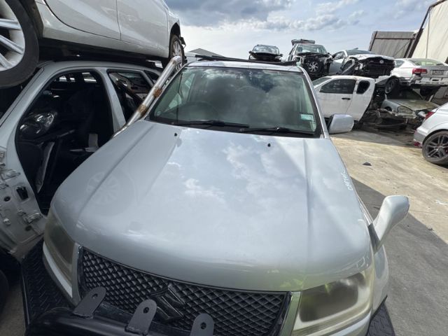 Suzuki Escudo TDA4W