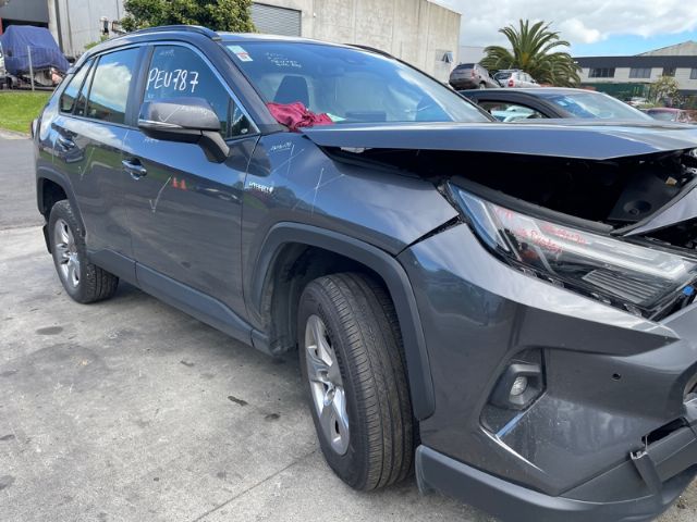 Toyota RAV4 AXA50 2017-on