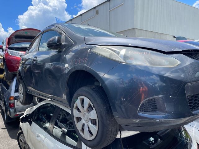 Mazda Demio DE 2007-2014